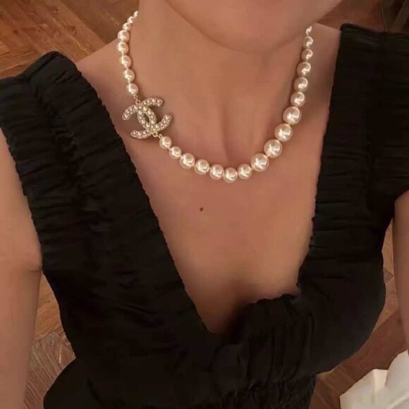 CLASSIC CHANEL 100TH ANNIVERSARY PEARL CLASSIC CC CHOKER NECKLACE Authentic - Picture 6 of 6